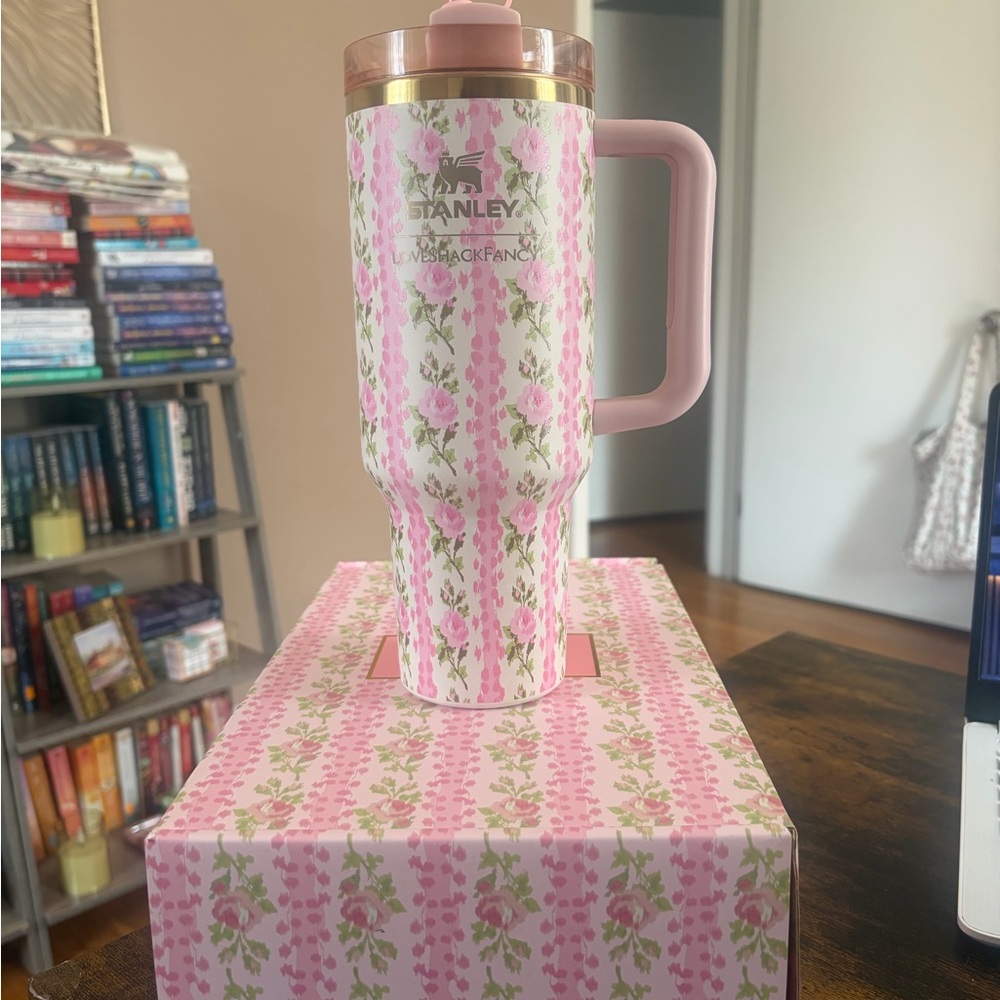 Stanley Soft Pink Tumbler with Handle